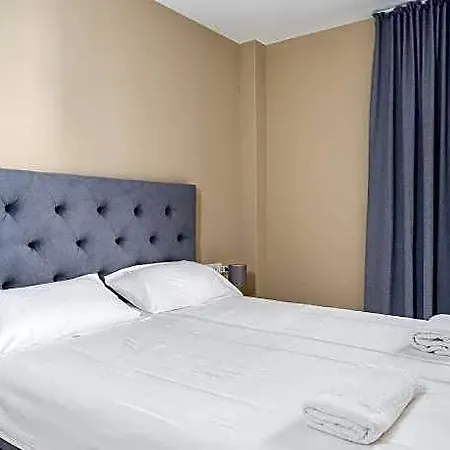Cozy Gem In Boliches By Costarentals Appartement
